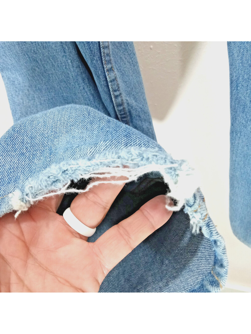 Levis 505 Men Blue Jean Straight Regular Leg 40 x 32 - Picture 8 of 8